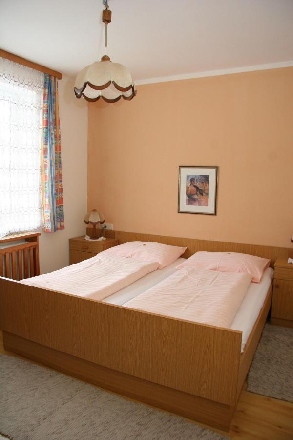 Miklauzhof Schmautz Ferienwohnungen & Zimmer מראה חיצוני תמונה