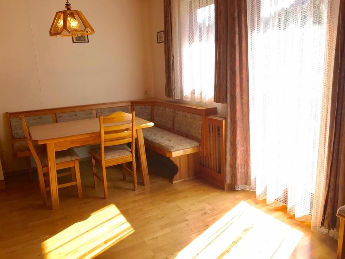 Miklauzhof Schmautz Ferienwohnungen & Zimmer מראה חיצוני תמונה