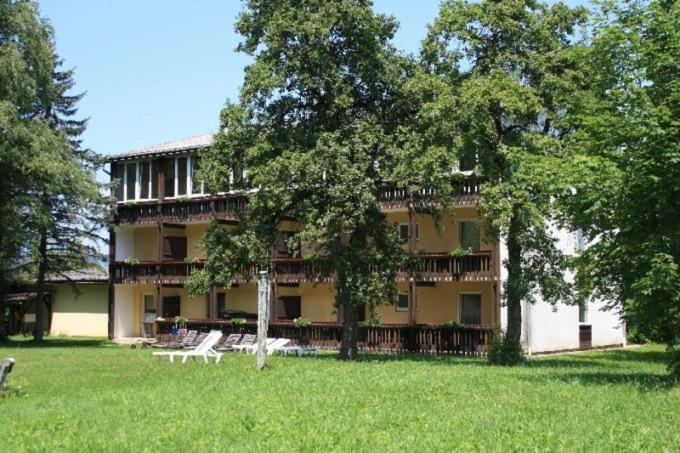 Miklauzhof Schmautz Ferienwohnungen & Zimmer מראה חיצוני תמונה